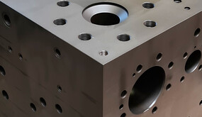 Componenti e Sistemi Oleodinamici dal 1992